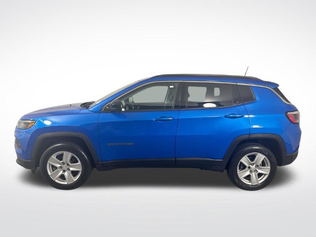 Used 2022 Jeep Compass Latitude w/ Convenience Group AWD/4WD image 28