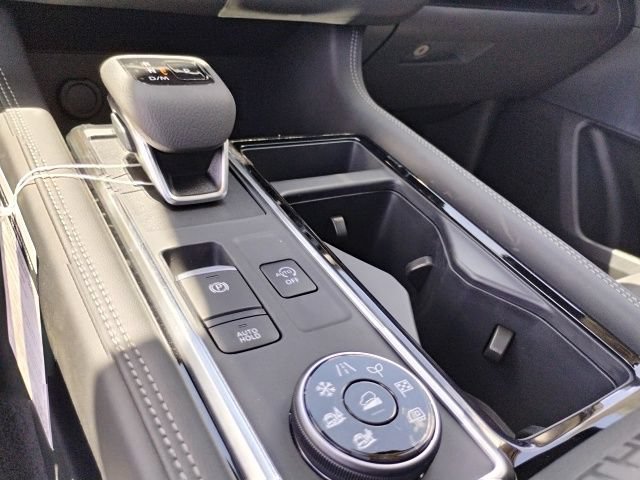New 2026 Nissan Pathfinder Platinum AWD/4WD image 22