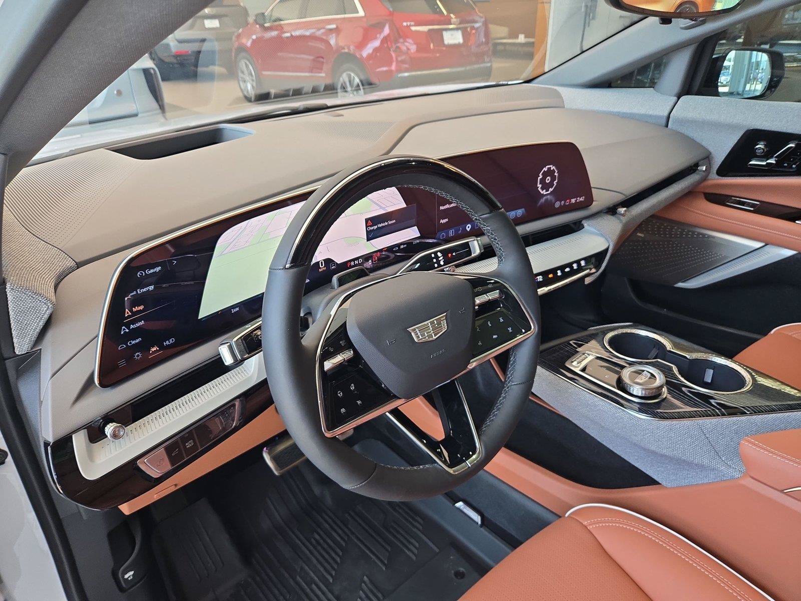 New 2026 Cadillac Optiq Sport 2 w/ LPO, Floor Liner Package AWD/4WD image 10