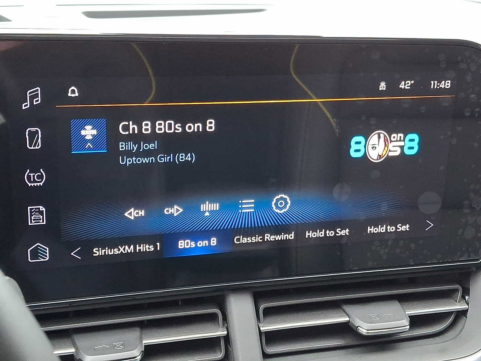 Used 2025 Chevrolet Trax ACTIV w/ Sunroof Package image 15