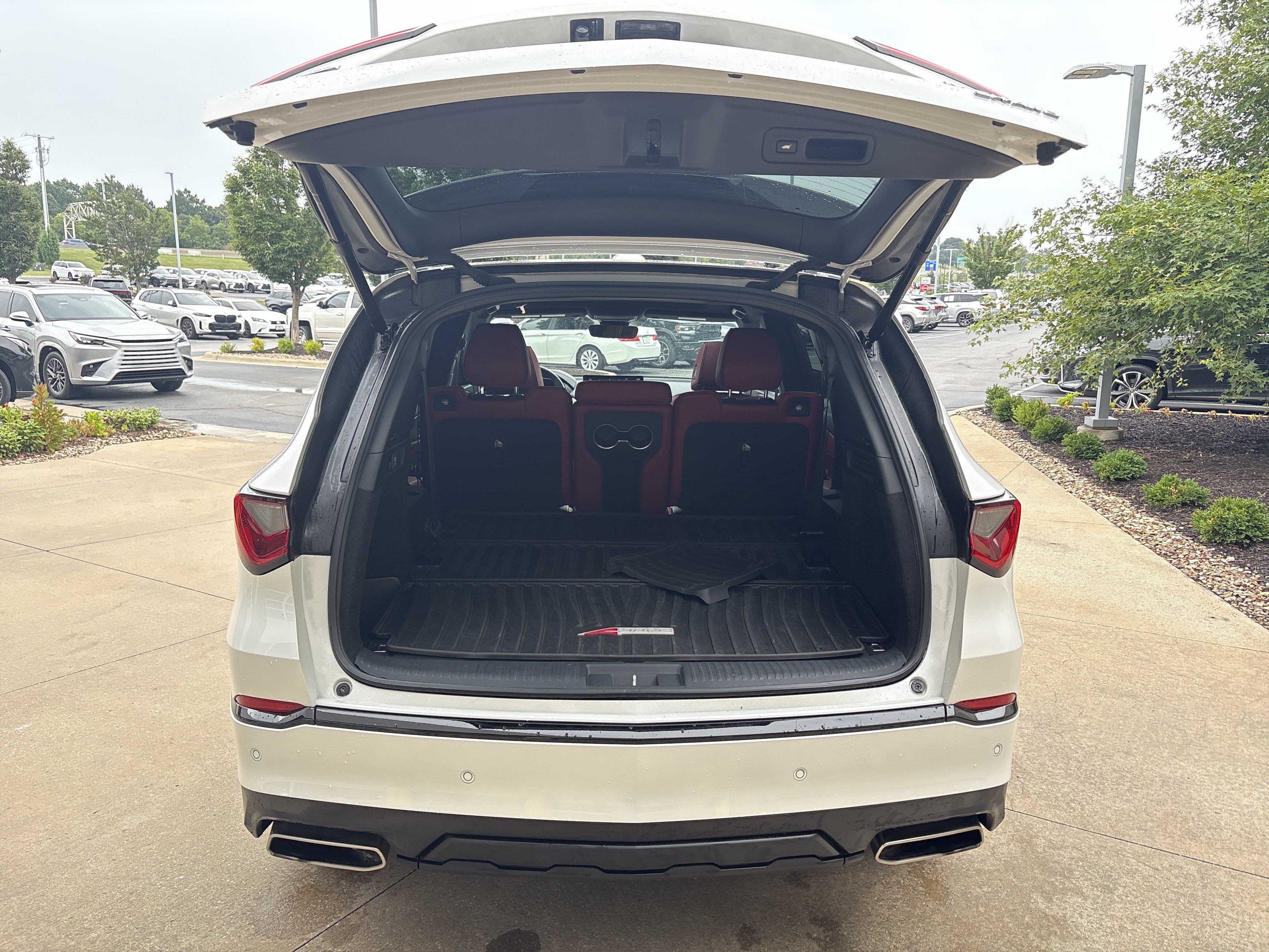 Used 2024 Acura MDX A-Spec AWD/4WD image 32