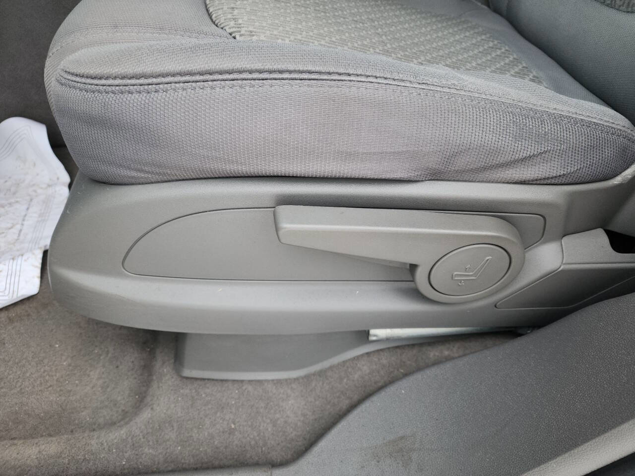 Used 2010 Chevrolet Traverse LS FWD image 17