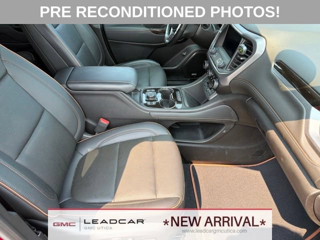 Used 2023 GMC Acadia AT4 w/ Technology Package AWD/4WD image 12