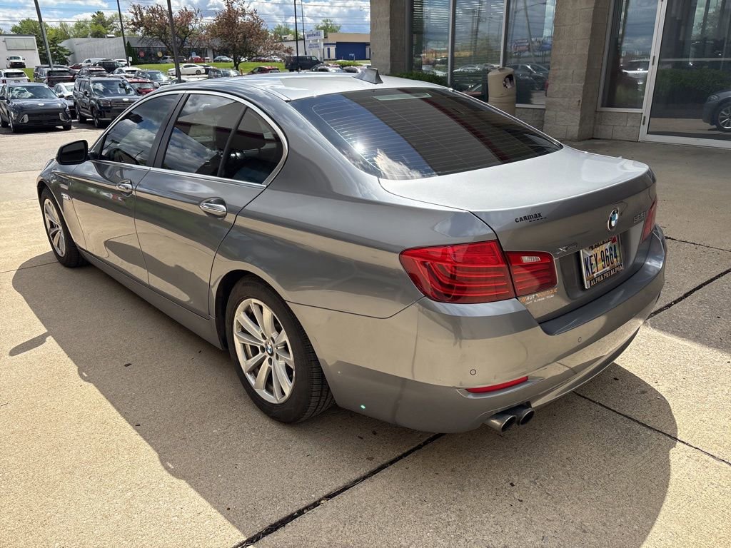 Used 2016 BMW 528i xDrive Sedan AWD/4WD image 3
