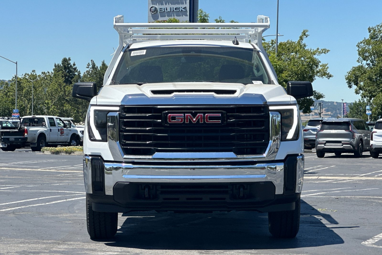 New 2026 GMC Sierra 2500 Pro w/ Convenience Package RWD image 9