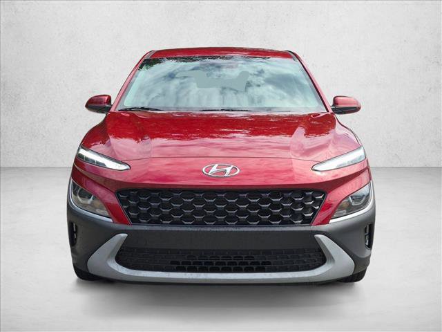 Used 2023 Hyundai Kona SE w/ Cargo Package FWD image 2