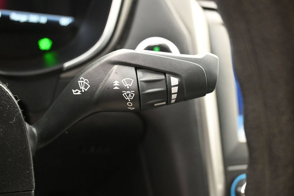Used 2020 Ford Fusion SE FWD image 20