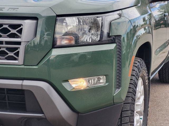 Used 2022 Nissan Frontier SV RWD image 5