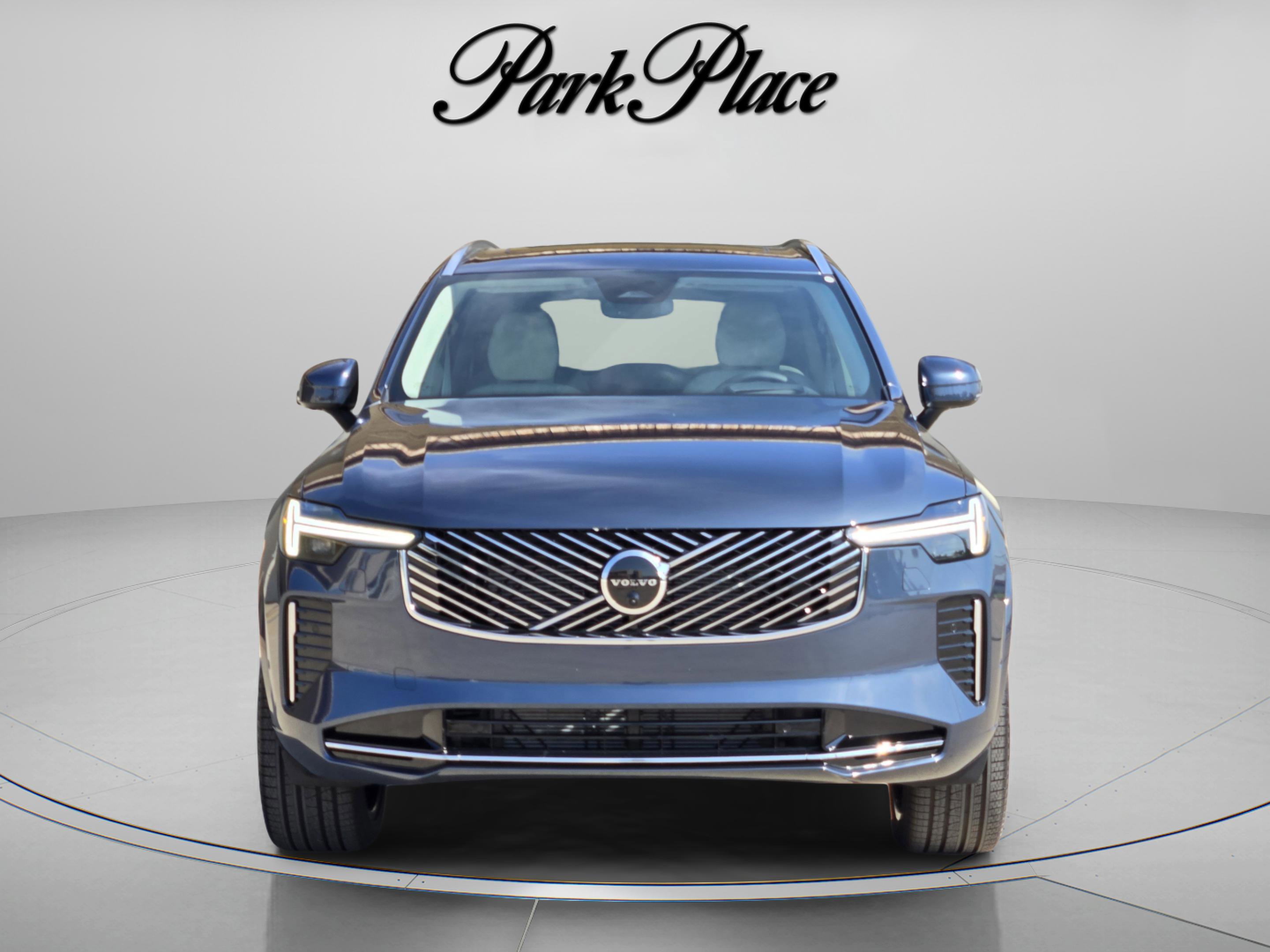 New 2026 Volvo XC90 B5 Ultra w/ Protection Package Premier AWD/4WD image 9