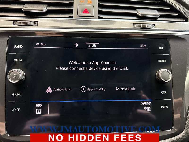 Used 2021 Volkswagen Tiguan SE R-Line image 27