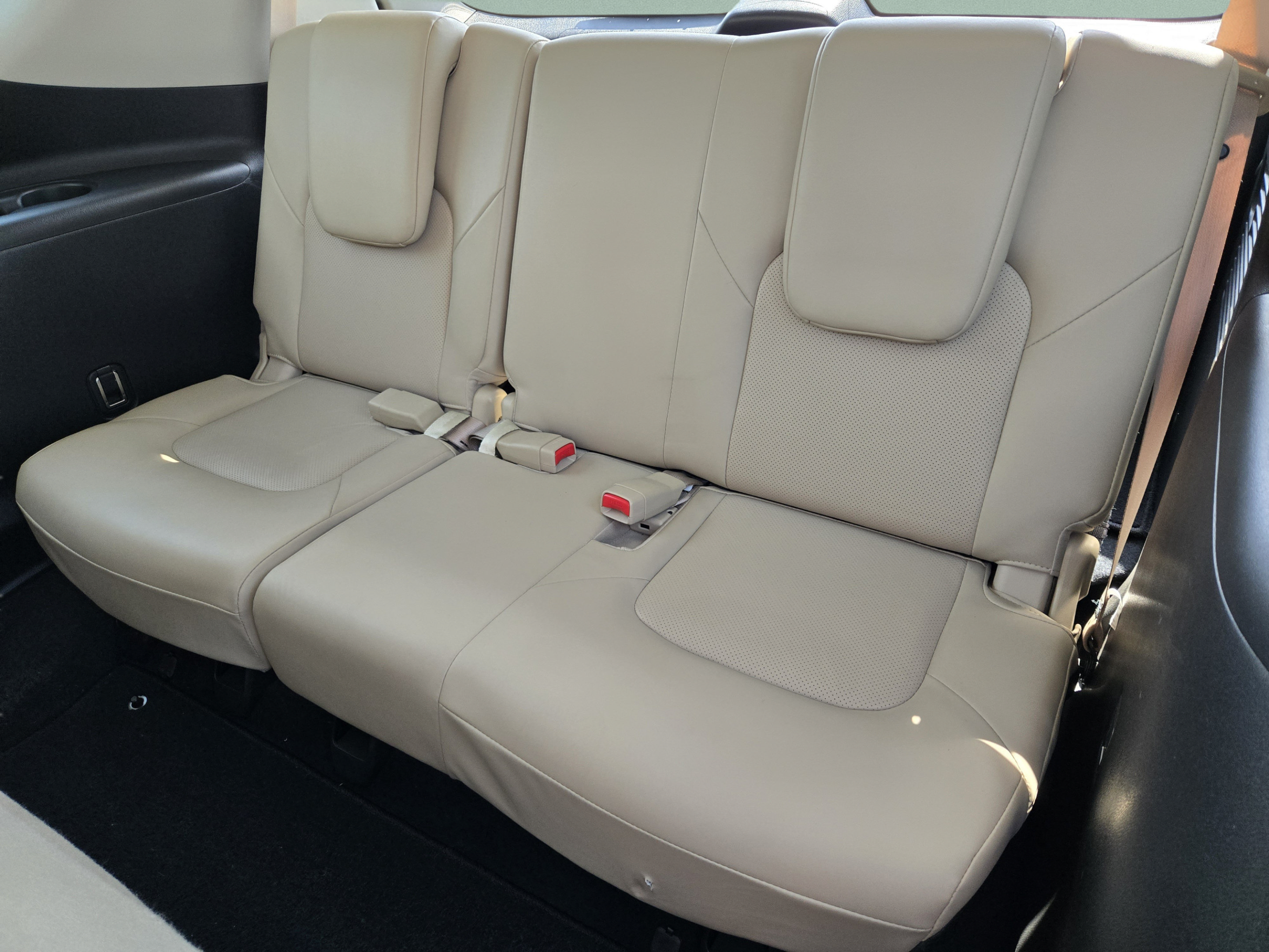 Used 2022 Nissan Armada Platinum RWD image 33