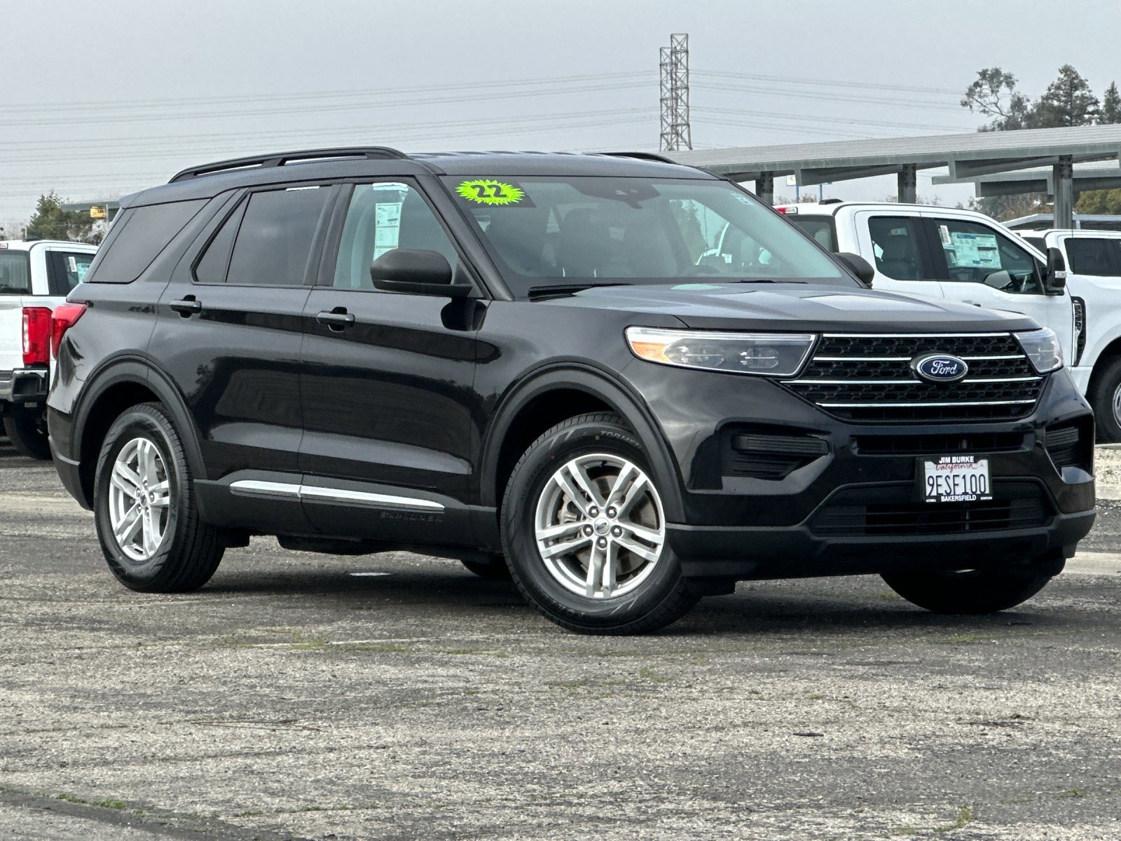 Certified 2022 Ford Explorer XLT image 2