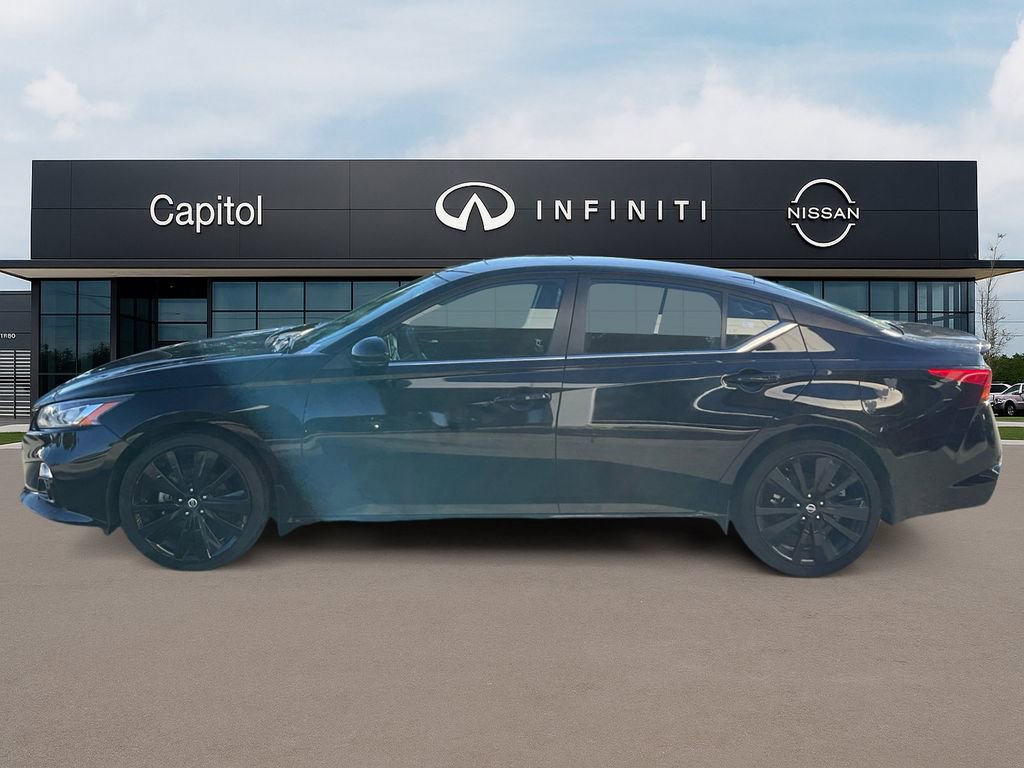 Used 2022 Nissan Altima 2.5 SR w/ Midnight Edition Package image 9