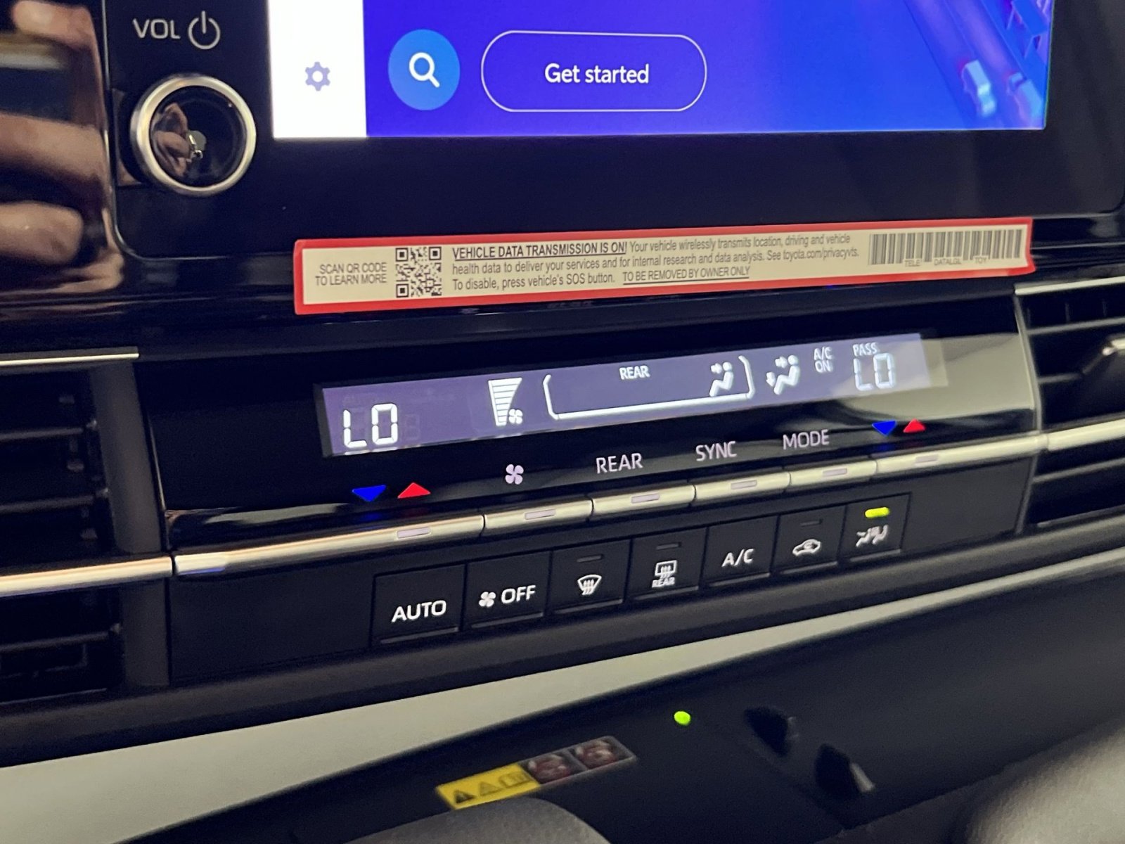 Used 2025 Toyota Sienna LE w/ LE Plus Package image 21