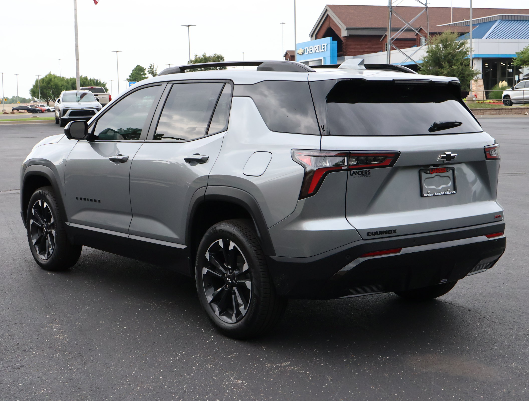 New 2027 Chevrolet Equinox RS w/ Safety and Technology Package FWD image 7