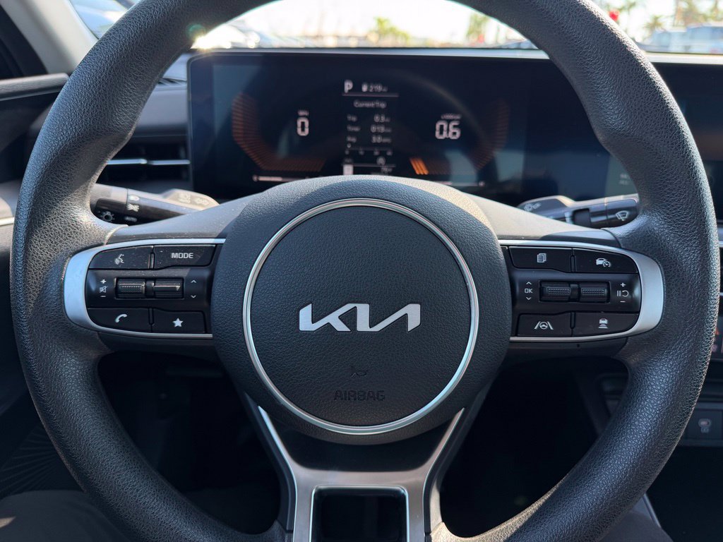 Used 2026 Kia K5 LXS FWD image 22