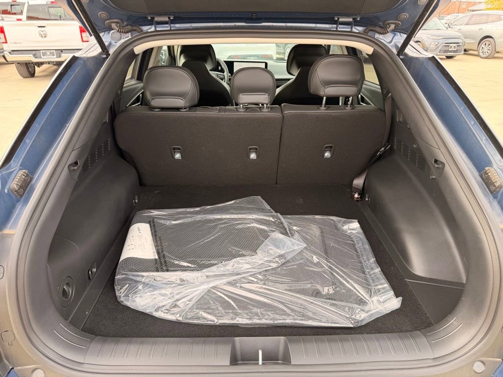 New 2025 Kia EV6 Light w/ Light LR Technology Package RWD image 25