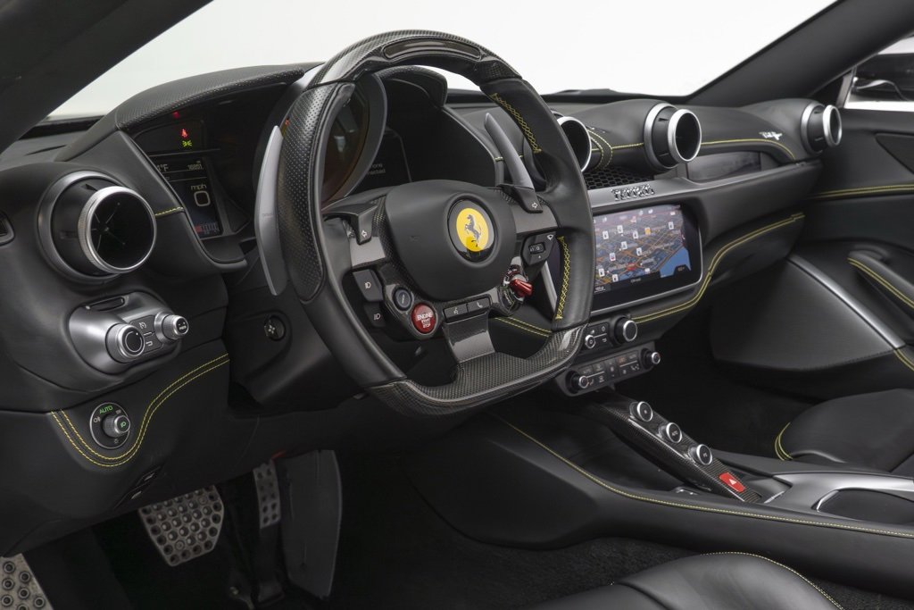 Used 2019 Ferrari Portofino image 47