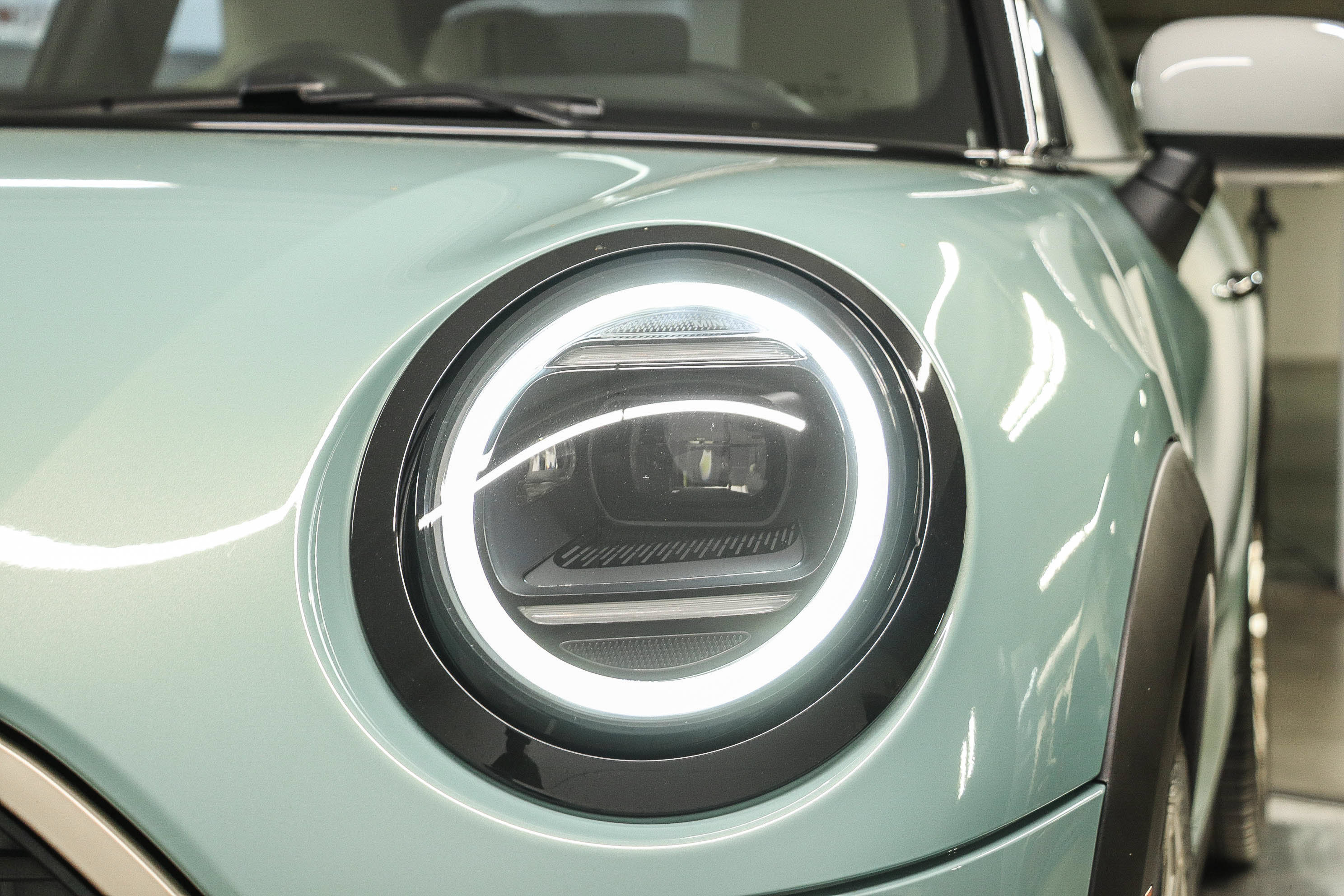 Certified 2025 MINI Cooper S FWD image 9