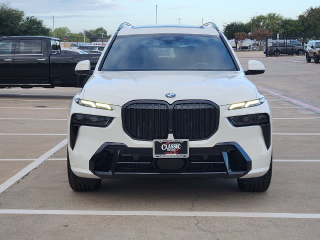 Used 2026 BMW X7 xDrive40i w/ Executive Package AWD/4WD image 10