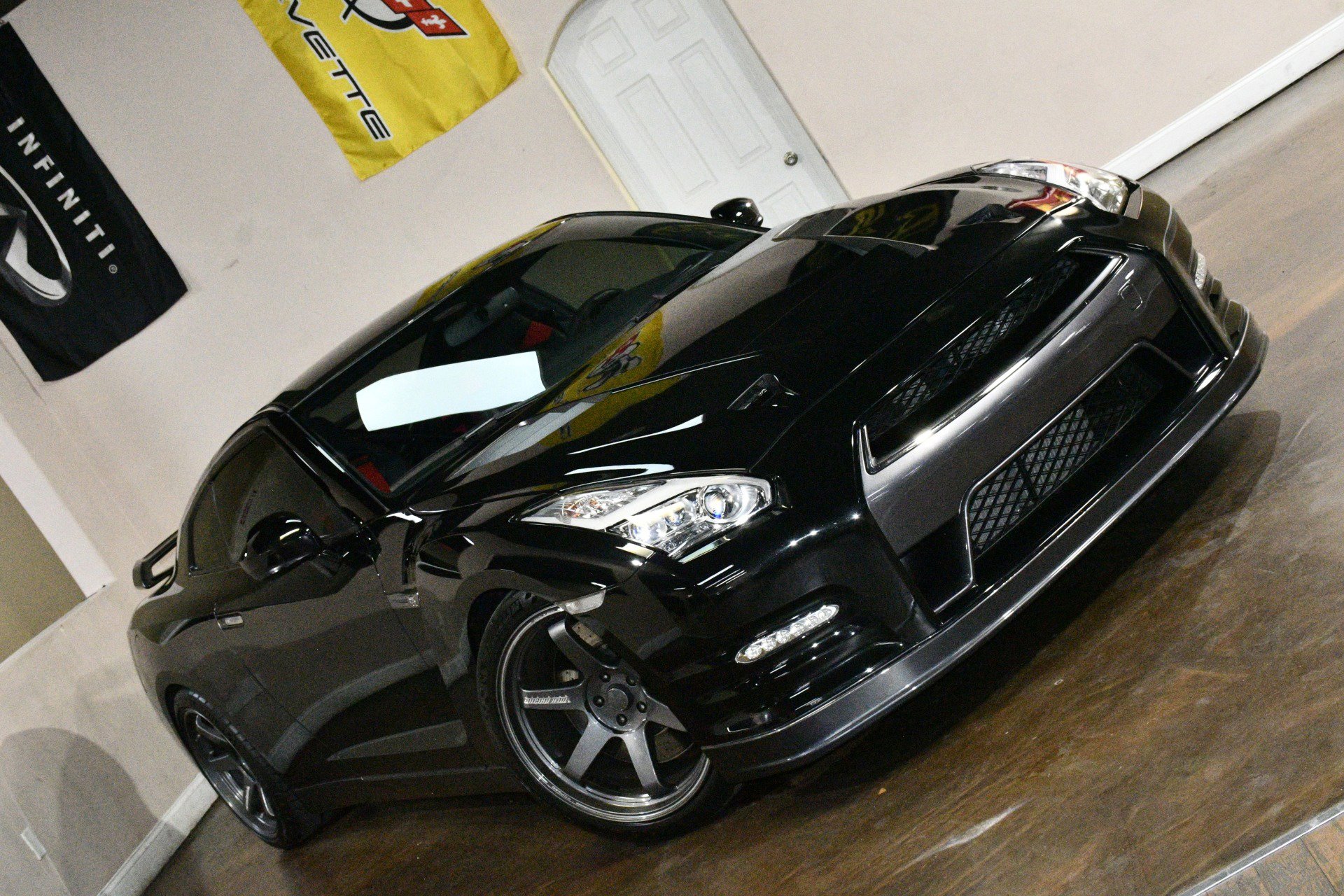 Used 2013 Nissan GT-R Black Edition AWD/4WD image 77