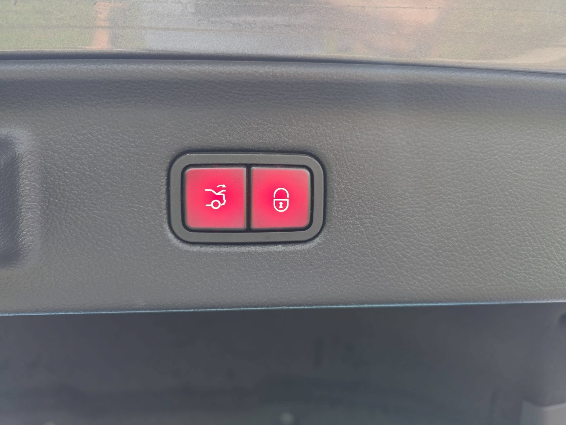 Certified 2023 Mercedes-Benz S 500 4MATIC image 13