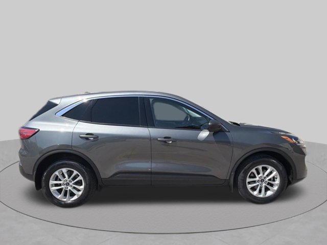 Used 2022 Ford Escape SE w/ Convenience Package AWD/4WD image 2