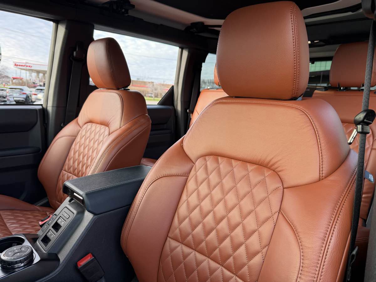 Used 2025 Ford Bronco Heritage Edition image 39