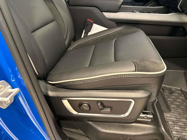 New 2026 RAM 1500 Laramie w/ Night Edition image 25