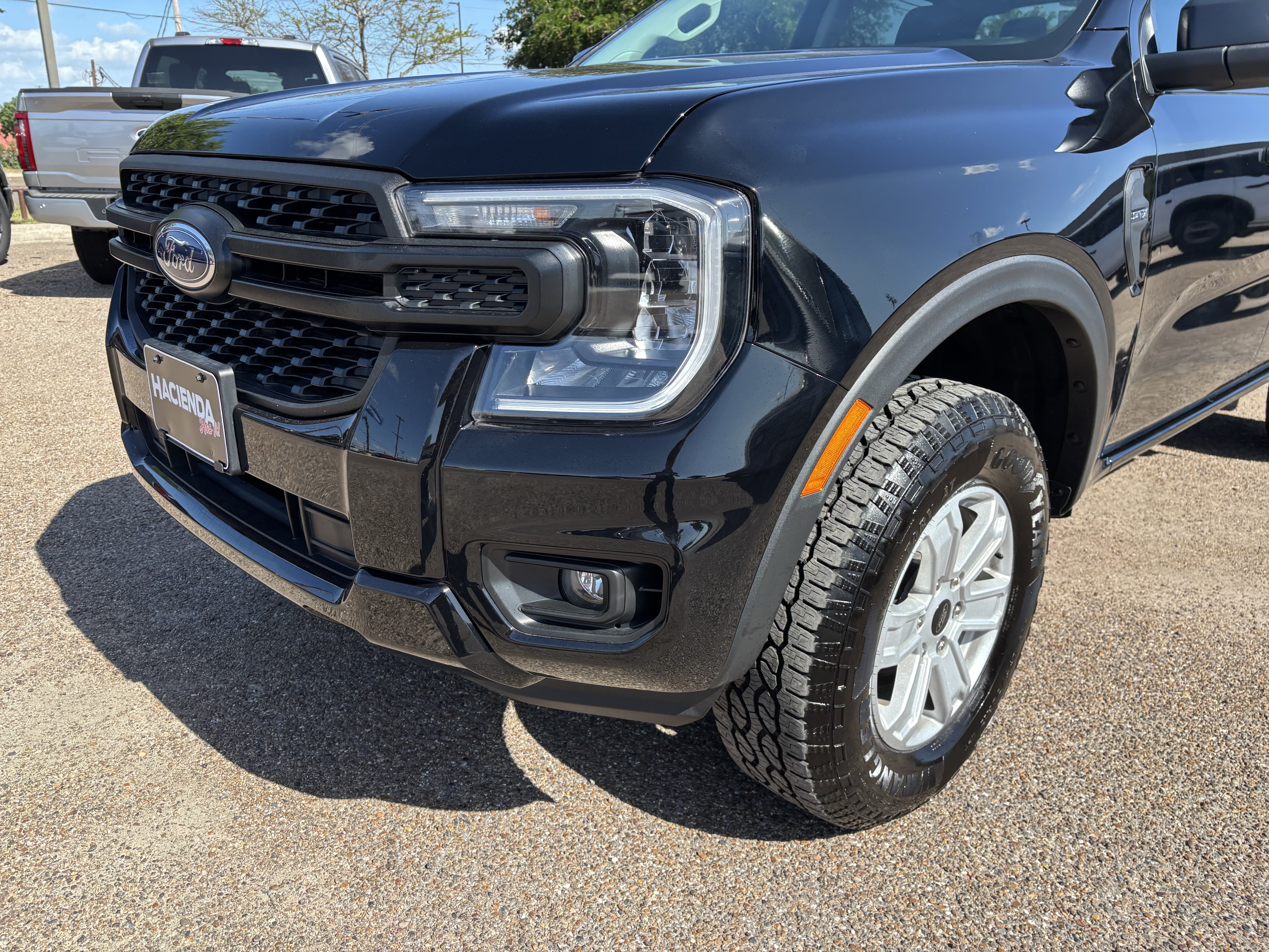 Certified 2025 Ford Ranger XL w/ Trailer Tow Package RWD image 7