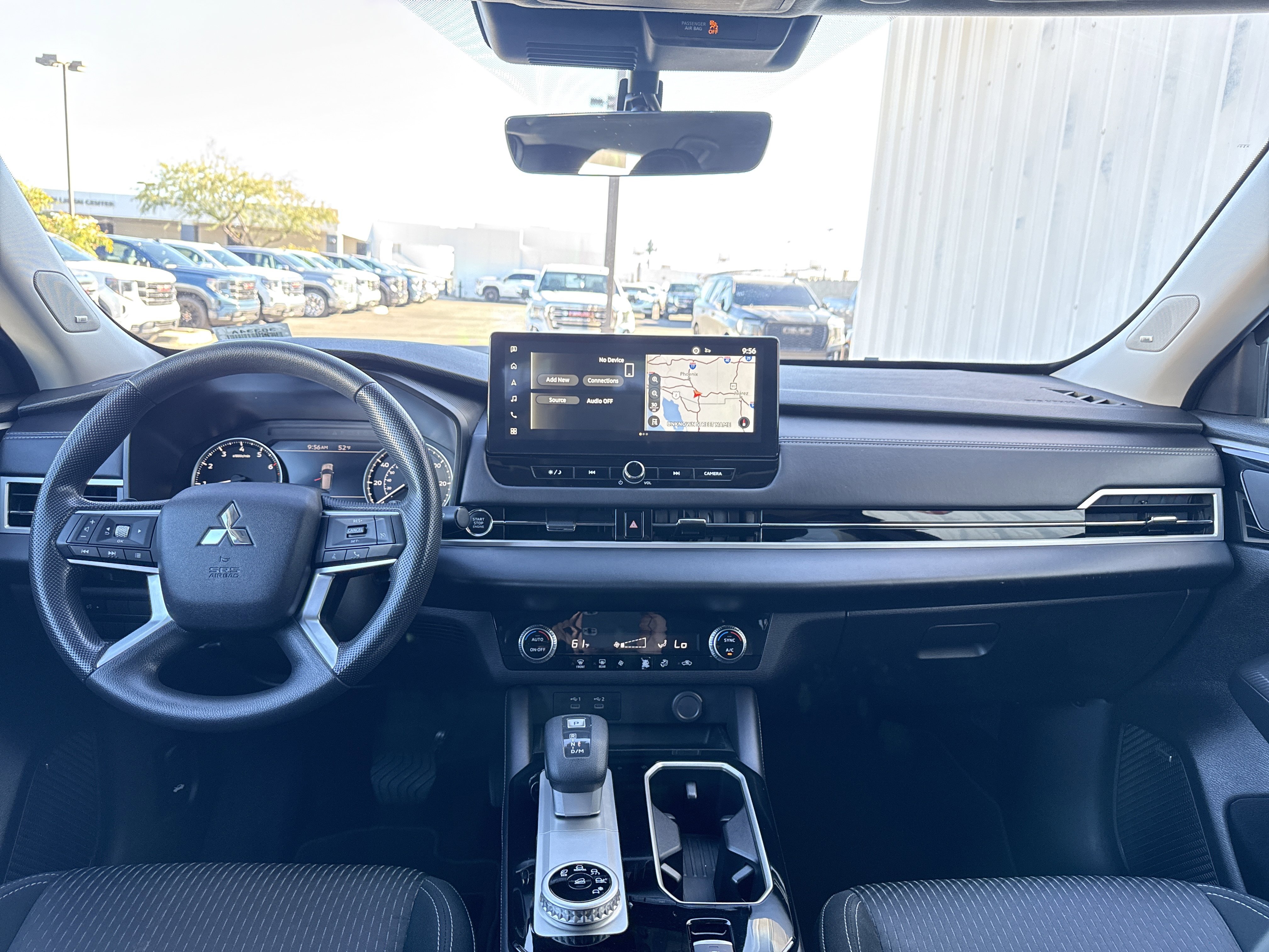 Used 2025 Mitsubishi Outlander ES image 24