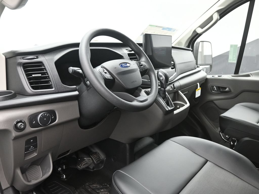 New 2026 Ford Transit 150 Low Roof RWD image 18