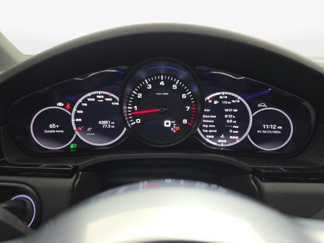 Used 2023 Porsche Cayenne Platinum Edition AWD/4WD image 19