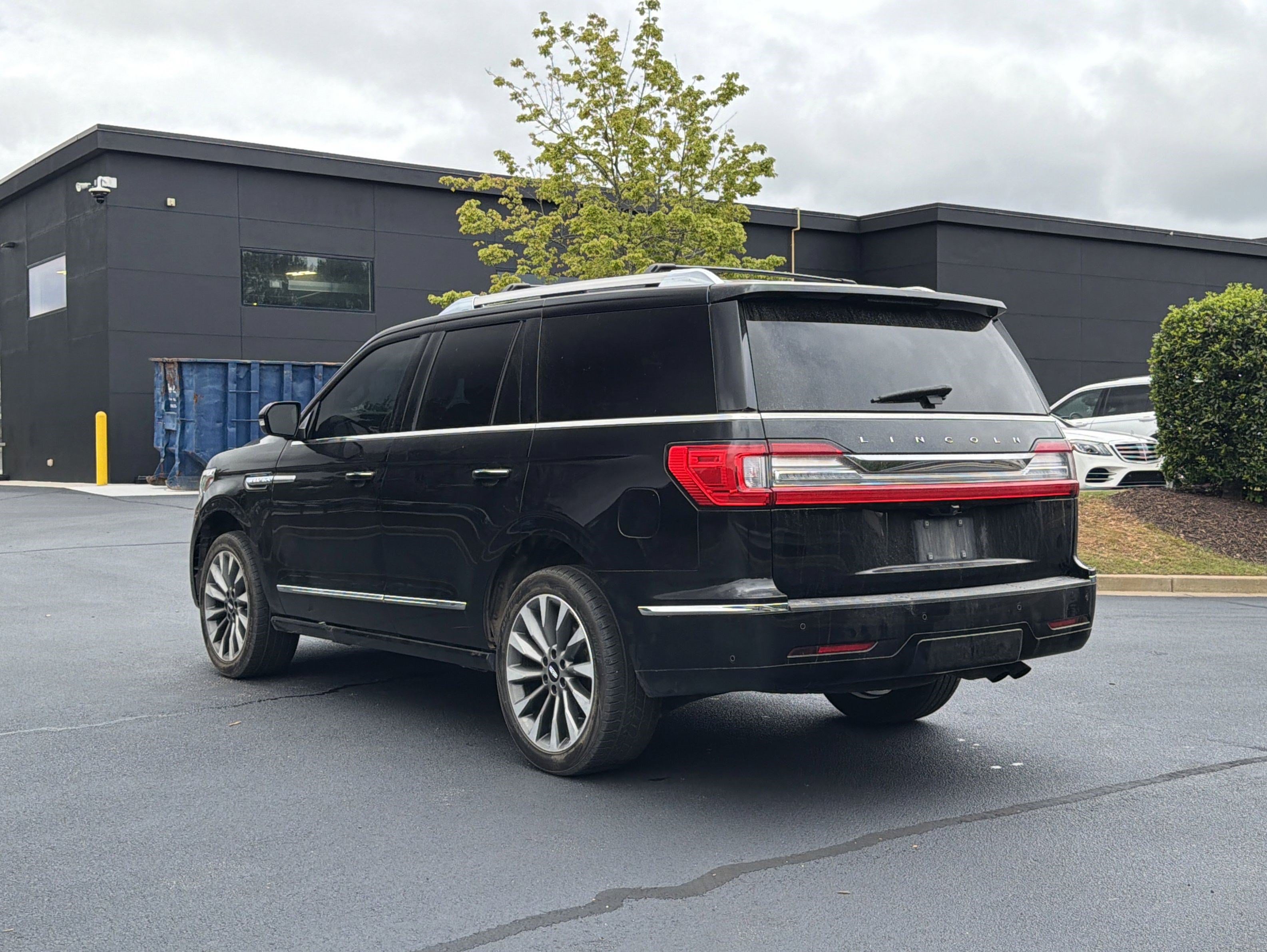 Used 2020 Lincoln Navigator Reserve w/ Luxury Package AWD/4WD image 14