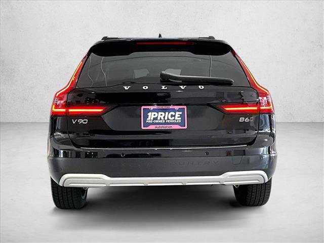 Used 2025 Volvo V90 B6 Cross Country Plus w/ Protection Package Premier AWD/4WD video 4