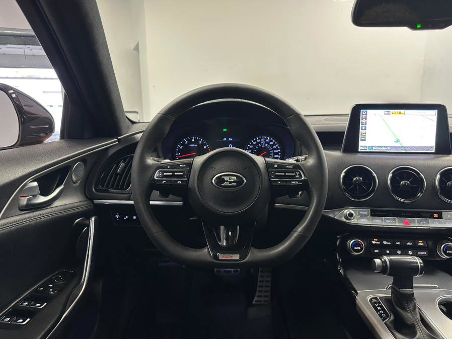 Used 2019 Kia Stinger GTS image 43