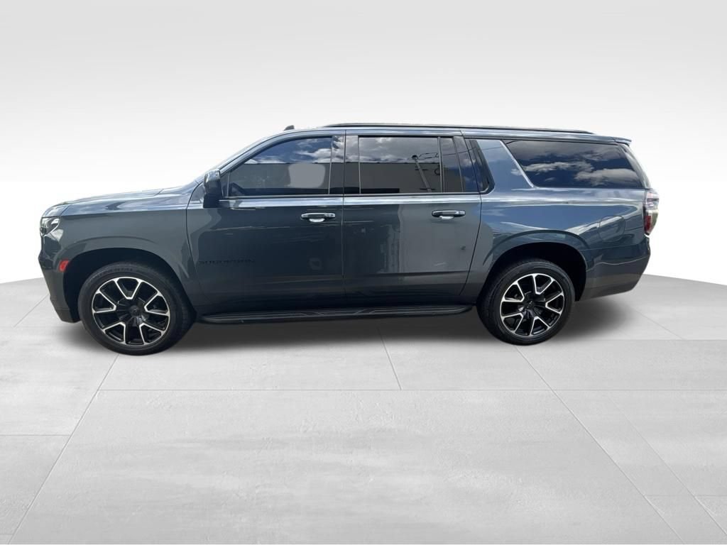 Used 2021 Chevrolet Suburban RST AWD/4WD image 3