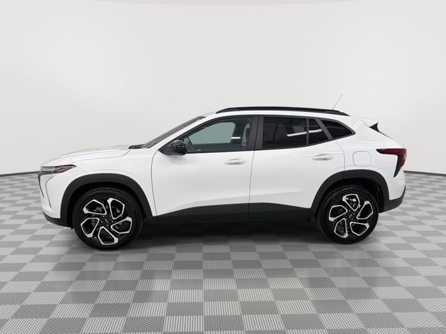 Certified 2024 Chevrolet Trax RS w/ Sunroof Package image 7