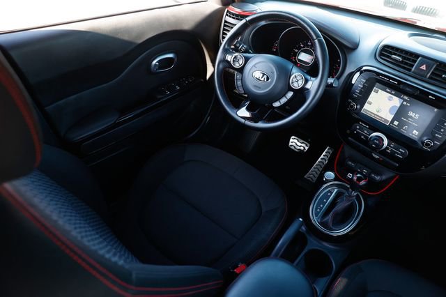 Used 2019 Kia Soul + image 25
