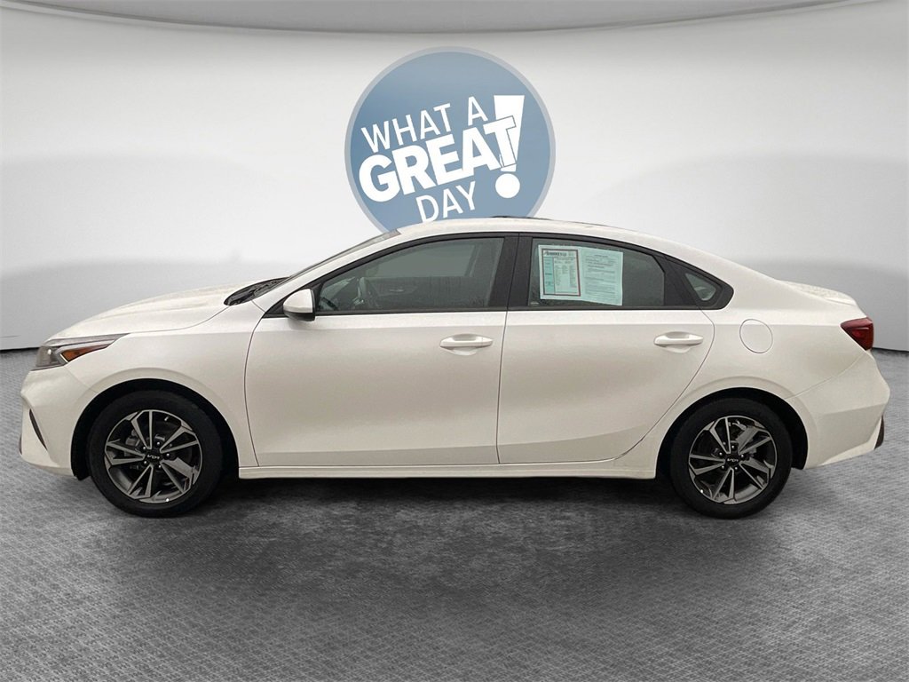 Certified 2023 Kia Forte LXS image 7