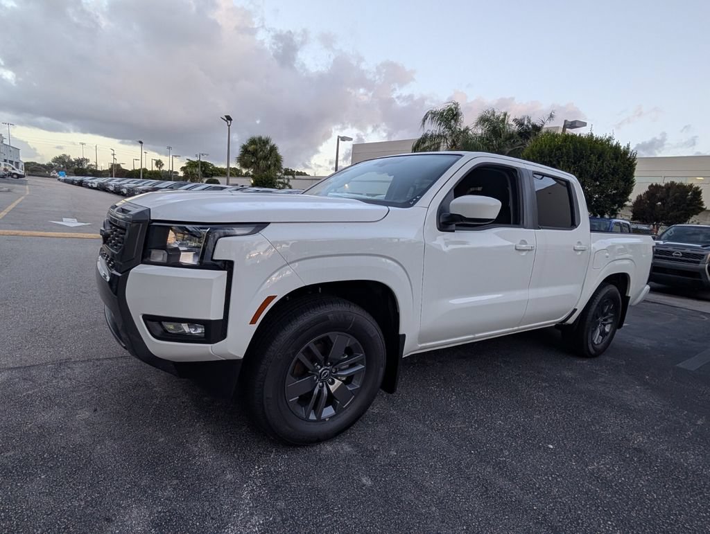 New 2025 Nissan Frontier SV w/ SV Convenience Package RWD image 4