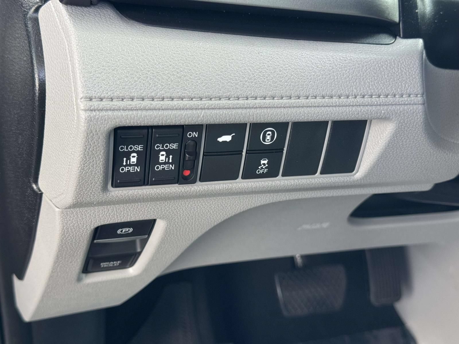 Used 2024 Honda Odyssey EX-L image 15