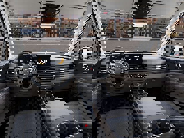 New 2026 Kia Carnival EX image 14