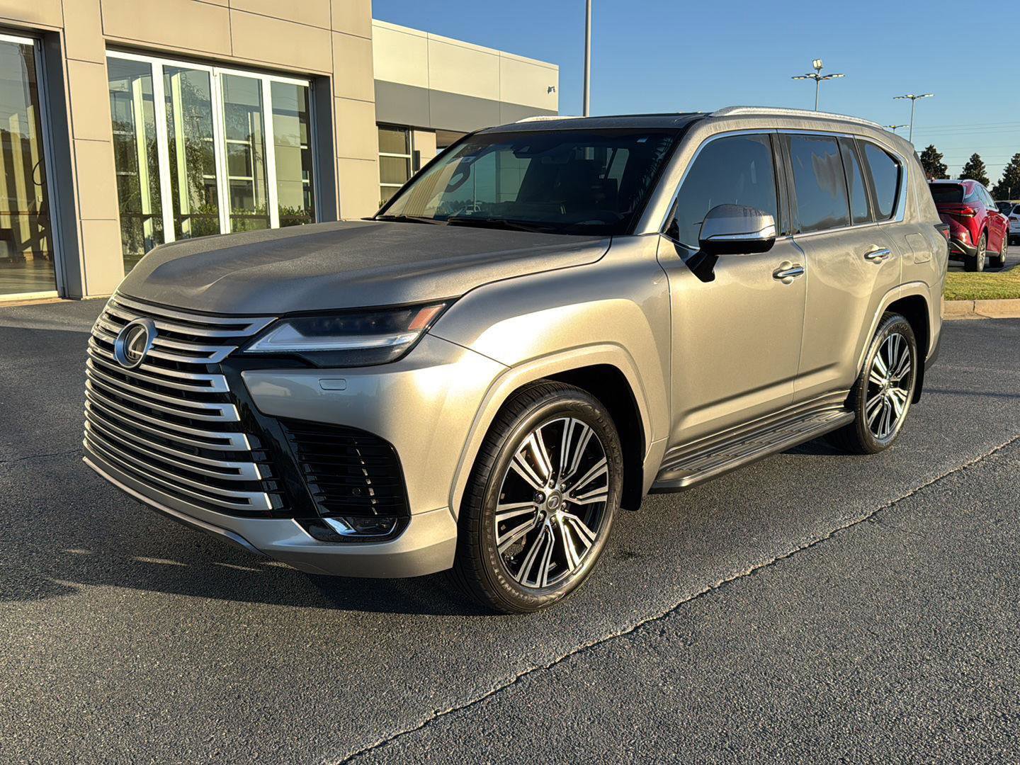 Used 2023 Lexus LX 600 4WD w/ Luxury Package