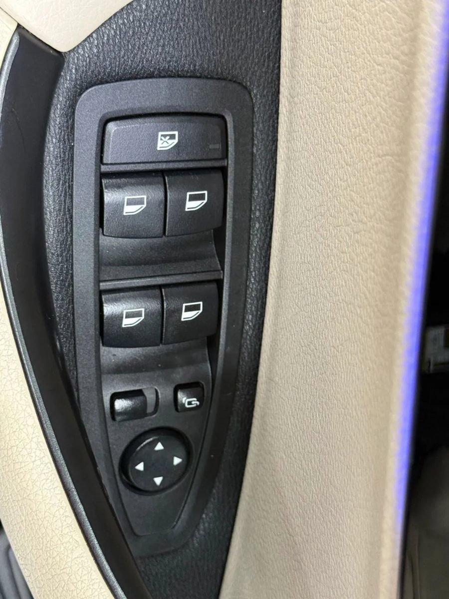 Used 2018 BMW X2 xDrive28i w/ M SportX Package AWD/4WD image 27