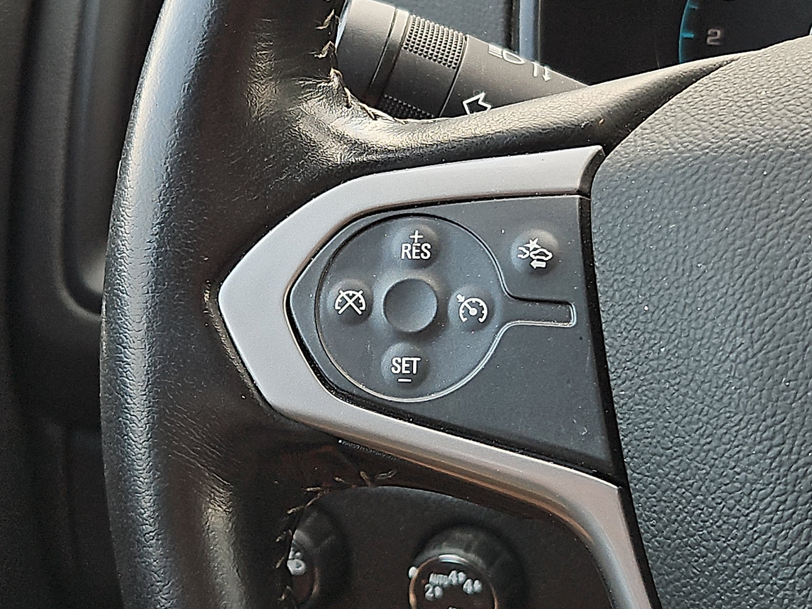 Used 2020 Chevrolet Colorado LT w/ Safety Package AWD/4WD image 20
