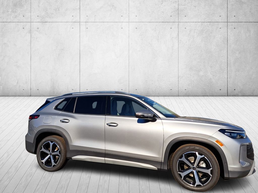 New 2026 Volkswagen Tiguan SE image 3