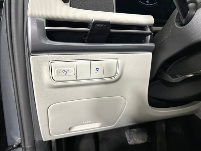 Certified 2025 Hyundai Tucson SE image 47