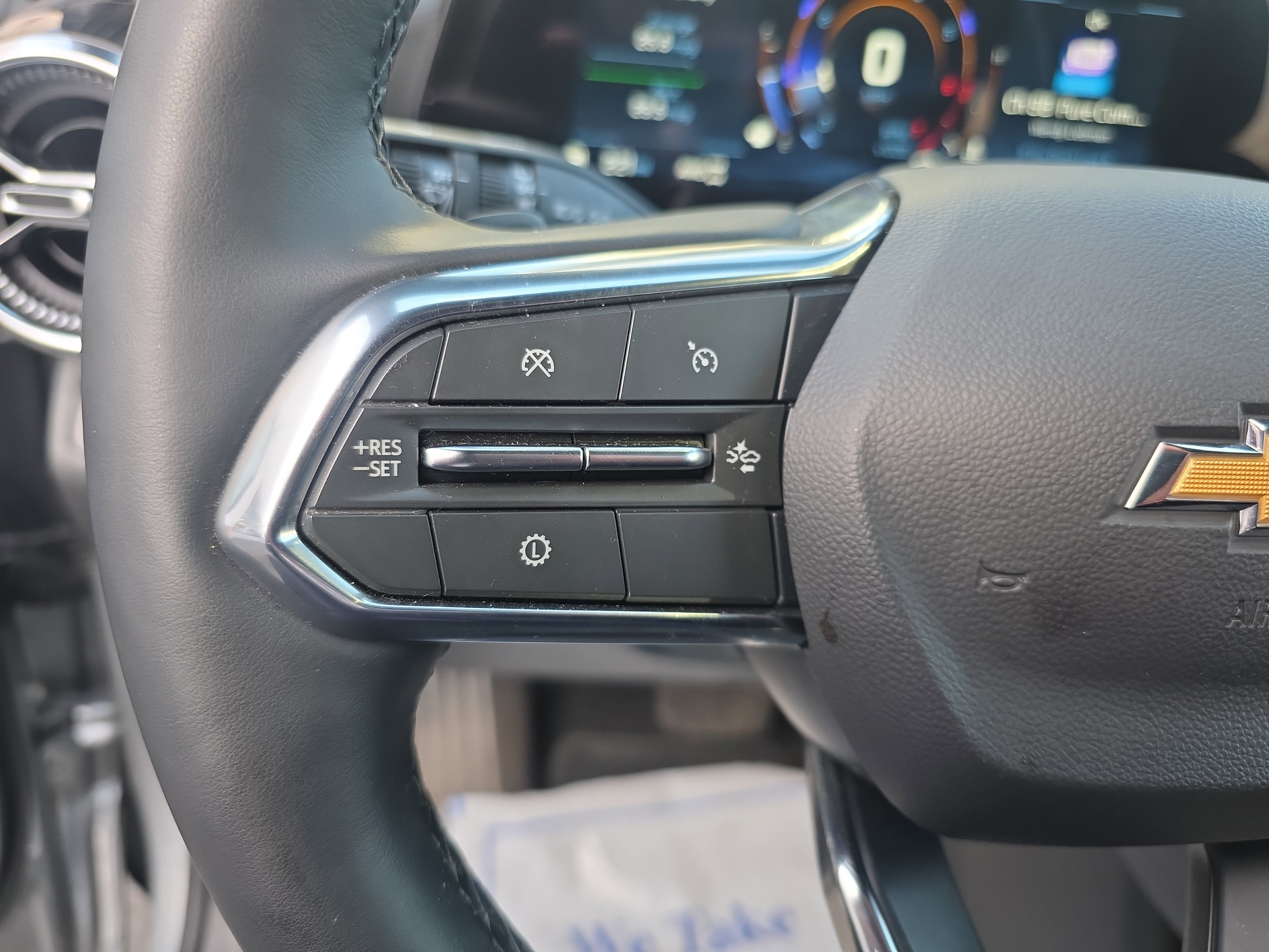 Used 2025 Chevrolet Equinox LT image 19