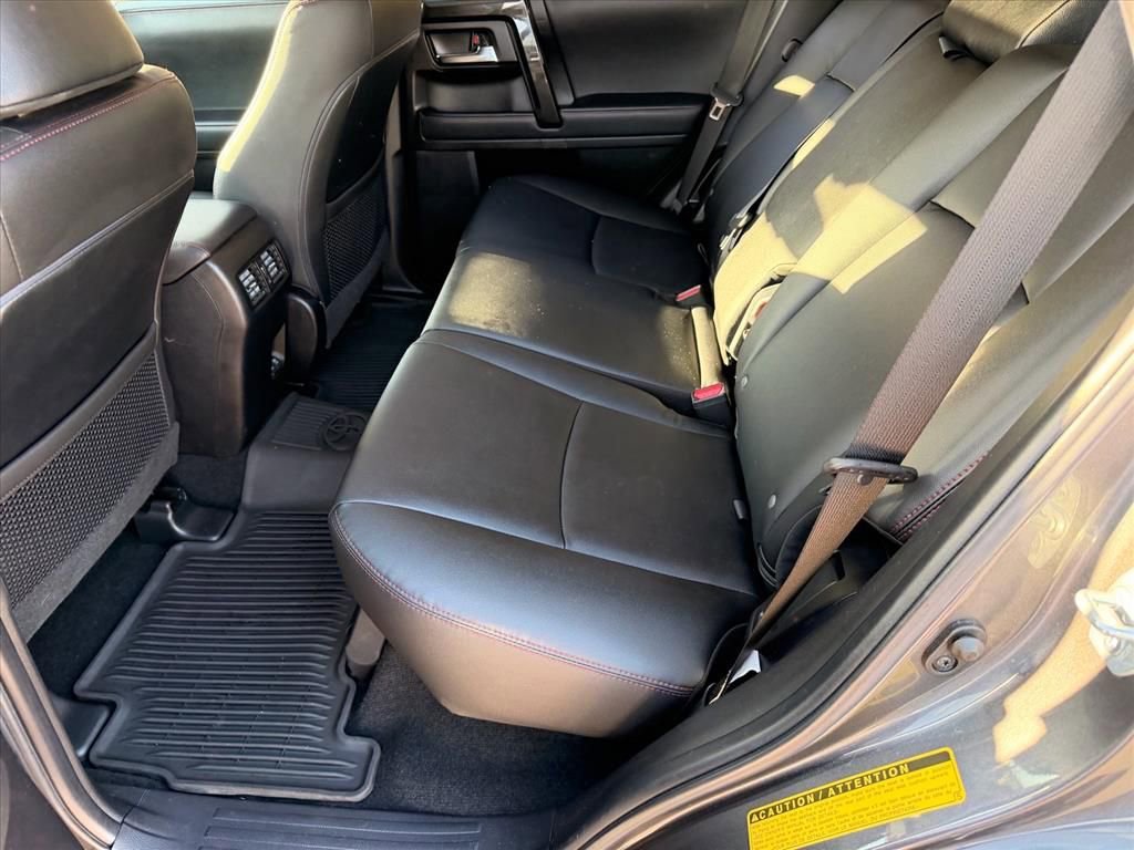 Used 2021 Toyota 4Runner Venture w/ Moonroof Package AWD/4WD image 13